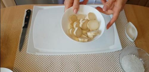 Как сделать хреновину на зиму, чтобы не бродила. Хреновина на зиму — 8 очень вкусных рецептов хреновой закуски