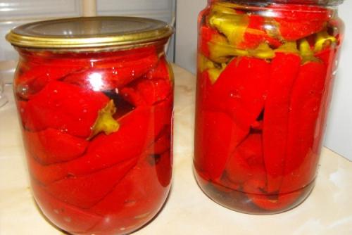 Какие ингредиенты необходимы для приготовления острых перчиков в уксусно-сахарном сиропе на зиму. 10 быстрых рецептов маринованного острого перца на зиму