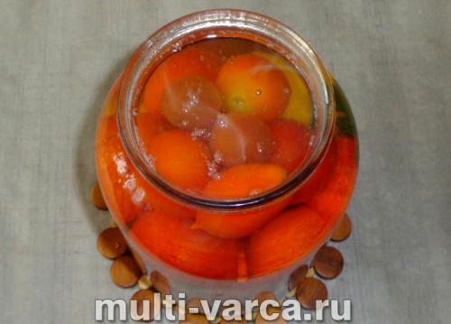 Вкусные и полезные: как заготовить помидоры половинками на зиму с петрушкой 17 Вкусные и полезные: как заготовить помидоры половинками на зиму с петрушкой 17