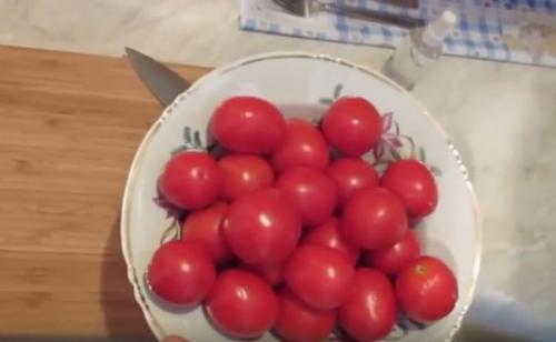 Какие виды помидоров лучше всего использовать для приготовления очищенных помидоров в собственном соку. Помидоры в собственном соку на зиму — пальчики оближешь. 6 простых рецептов