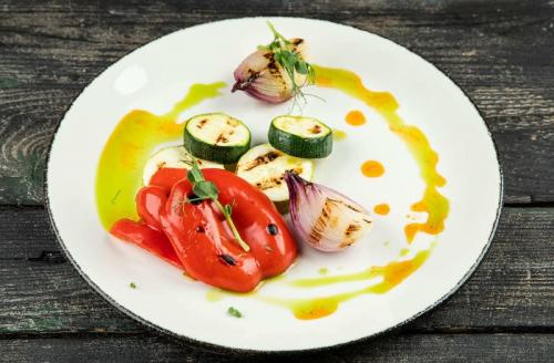 Как приготовить блюдо из незрелых сладких перцев на гриле. Рецепты приготовления сладкого перца на гриле