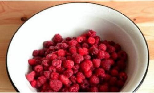 Как закрывать малину на зиму. Малина на зиму – 10 лучших рецептов заготовок