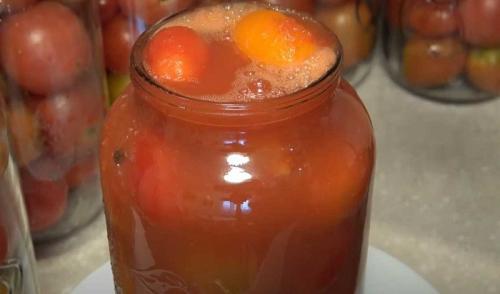 Самые вкусные помидоры в собственном соку. Томаты в собственном соку на зиму — самые вкусные рецепты в домашних условиях