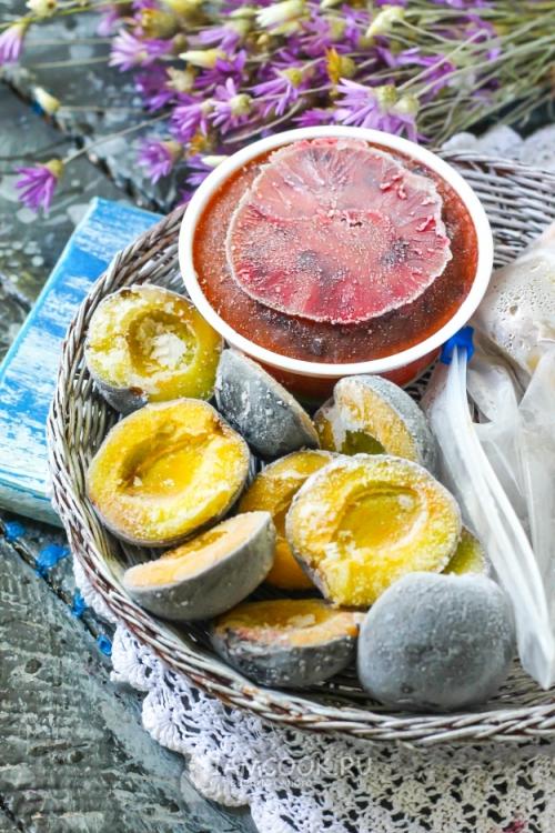 Заморозки из белых слив: легкий и вкусный способ сохранить сезонные фрукты на зиму 08 Заморозки из белых слив: легкий и вкусный способ сохранить сезонные фрукты на зиму 08