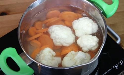 Огород в банки на зиму. Салат «Огород» на зиму в банках — лучшие рецепты ассорти