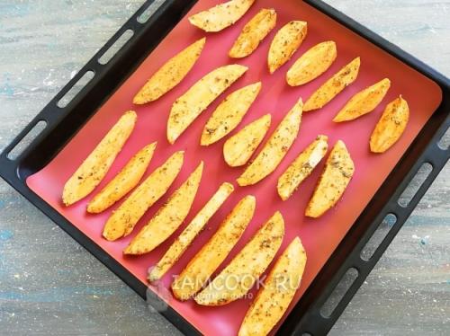 Вкусный и легкий рецепт печёного батата в духовке 03