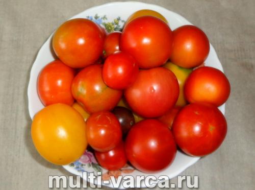 Вкусный и полезный: рецепт консервации помидор с петрушкой 01