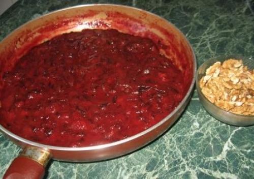 Какие орехи можно использовать для приготовления шоколадного сливового варенья с орехами. Сливовое варенье с орехами