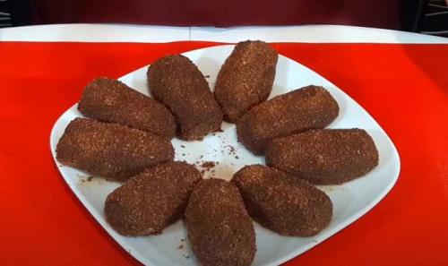 Пирожное картошка. Пирожное «Картошка» из печенья со сгущенкой — классический рецепт