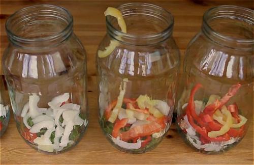 Огород в банке на зиму без стерилизации. Самый вкусный рецепт ассорти из овощей без стерилизации