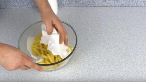 Хрустящая жареная картошка. Жареная картошка с золотистой корочкой на сковороде – рецепты вкусно пожареной картошки