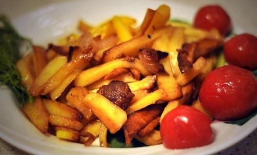 Хрустящая жареная картошка. Жареная картошка с золотистой корочкой на сковороде – рецепты вкусно пожареной картошки