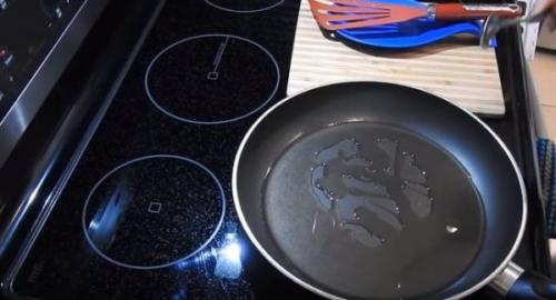 Хрустящая жареная картошка. Жареная картошка с золотистой корочкой на сковороде – рецепты вкусно пожареной картошки