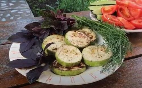 Кабачки на мангале на зиму. Кабачки на мангале на решетке — быстрые и вкусные рецепты