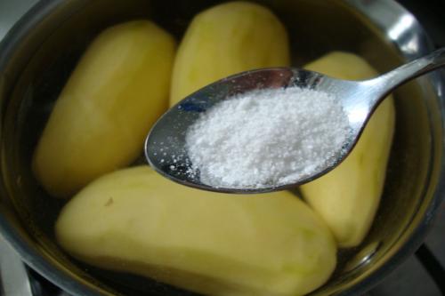 Как сварить картошку кубиками. Рецепт вареной картошки