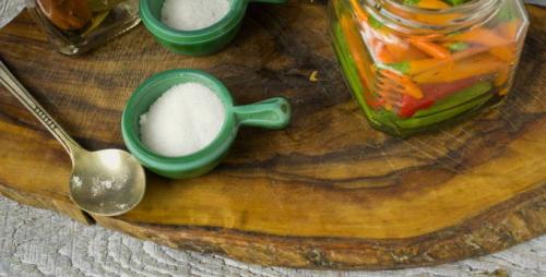 Как засолить горький перец по-корейски. Острый маринованный перец в уксусе холодным способом