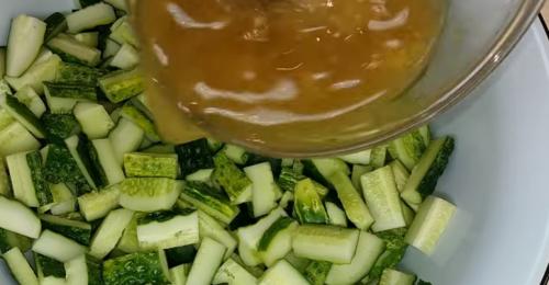 Что сделать из огурцов перезрелых. Переросшие огурцы с горчицей на зиму