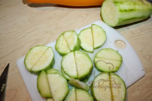 Как чистить кабачок. Надо ли чистить «задубевший» кабачок перед термообработкой