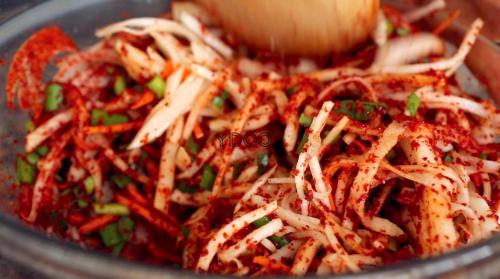 Блюда с острым стручковым перцем. Сэндвичи с колбасой и халапеньо 25