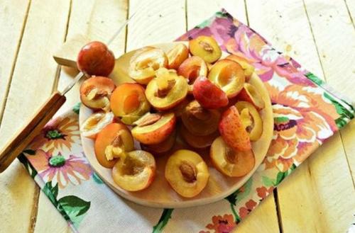 Можно ли приготовить варенье из белой сливы без сахара. Варенье из сливы без косточек — 11 простых рецептов на зиму