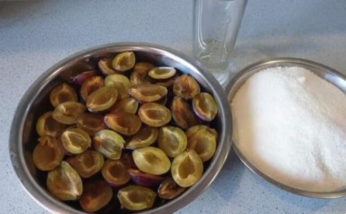 Какие сорта слив лучше всего подходят для приготовления джема без желатина. Джем из сливы на зиму — самый простой рецепт «Пятиминутка»