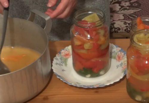 Что можно сделать из зеленого болгарского перца на зиму. Маринованный болгарский перец на зиму — пошаговый рецепт заготовки